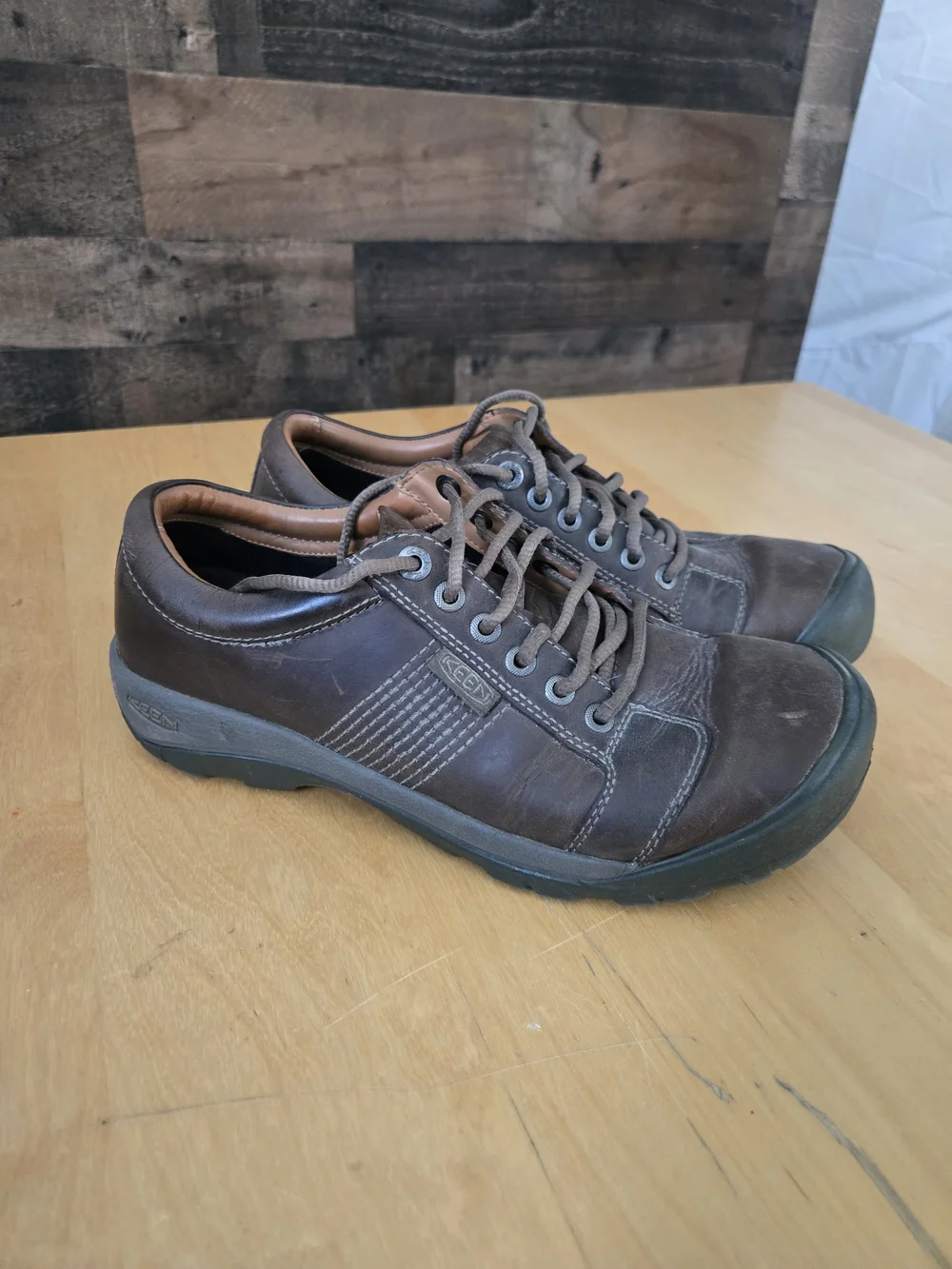 KEEN Austin Oxford 1019471 Mens 12 Brown Leather Comfort Casual Walking Shoes